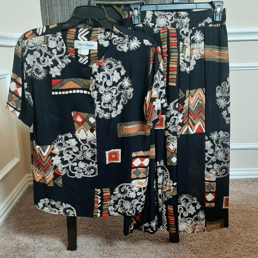 Norton McNaughton Black and Red Patterned Skirt Set